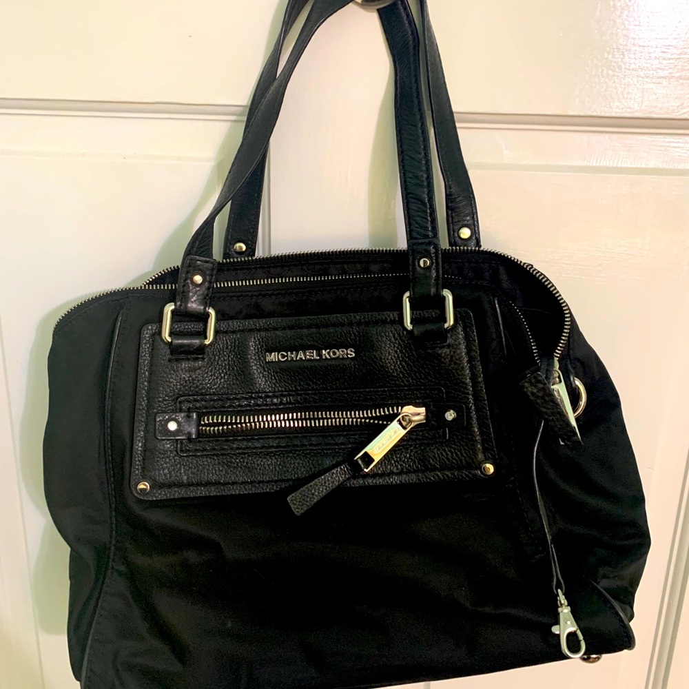 Michael Kors black leather purse